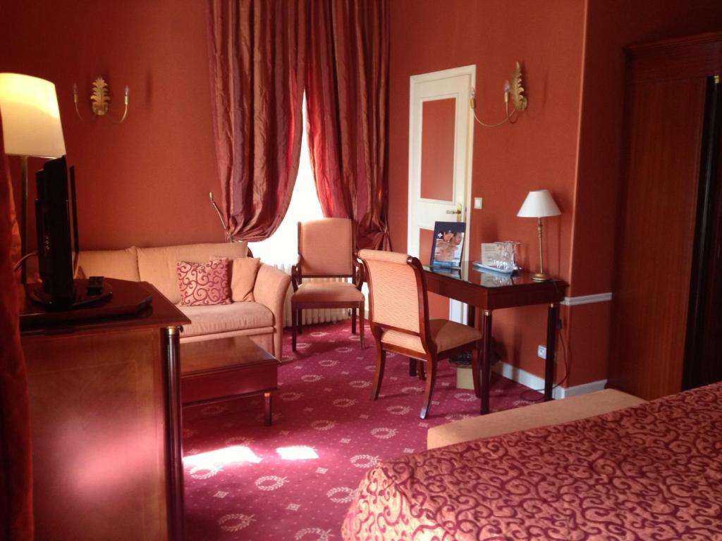 Hotel Les Marechaux Auxerre Værelse billede